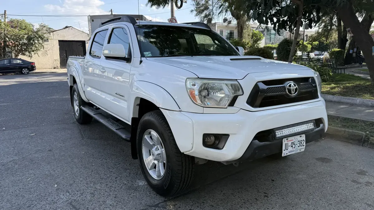 Toyota Tacoma 2015