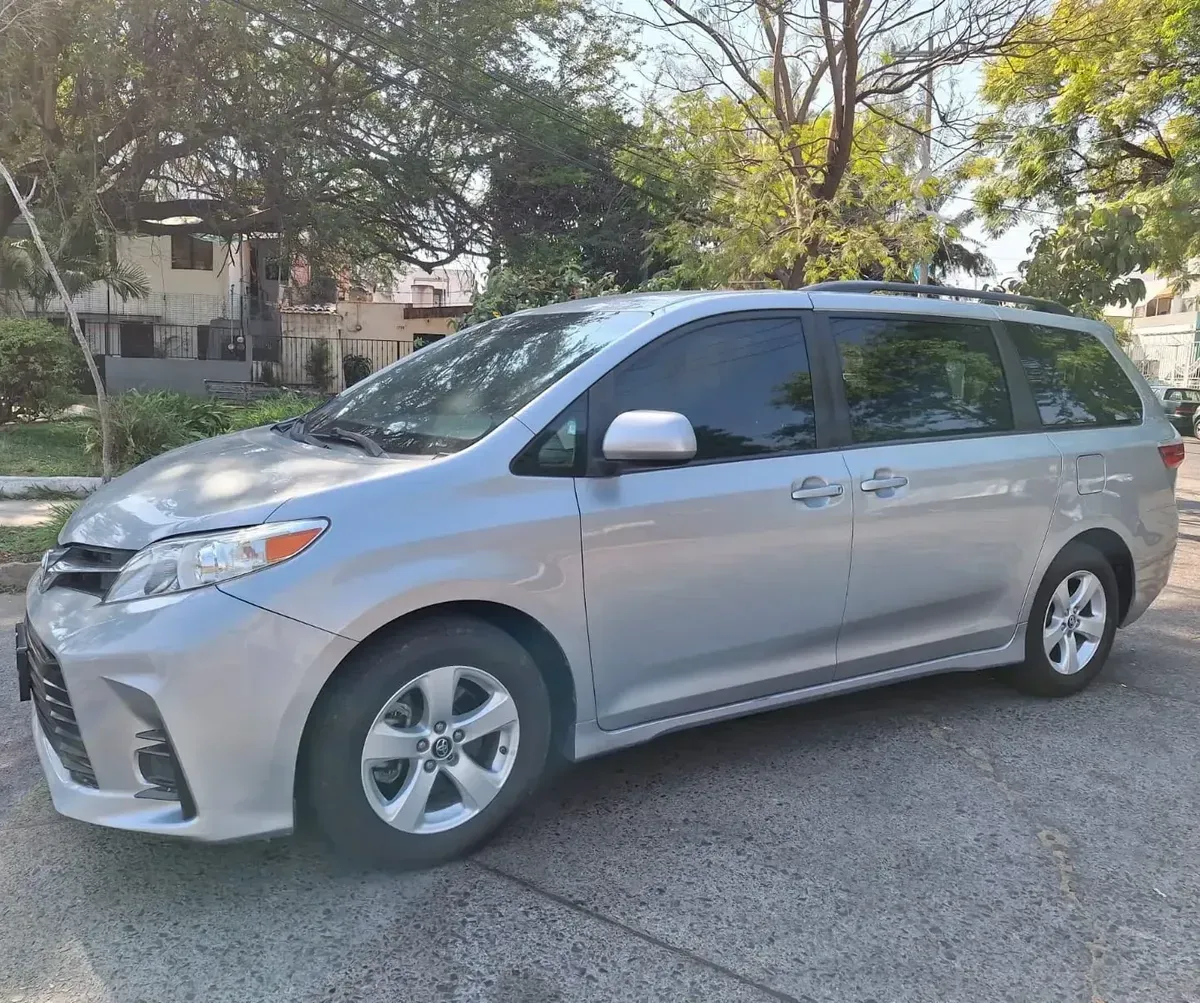 Toyota Sienna 2018